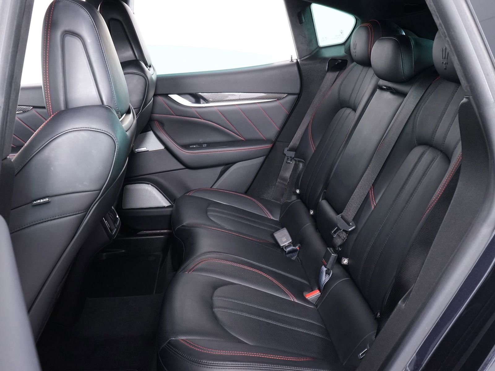 Used 2019 Maserati Levante GTS image 27