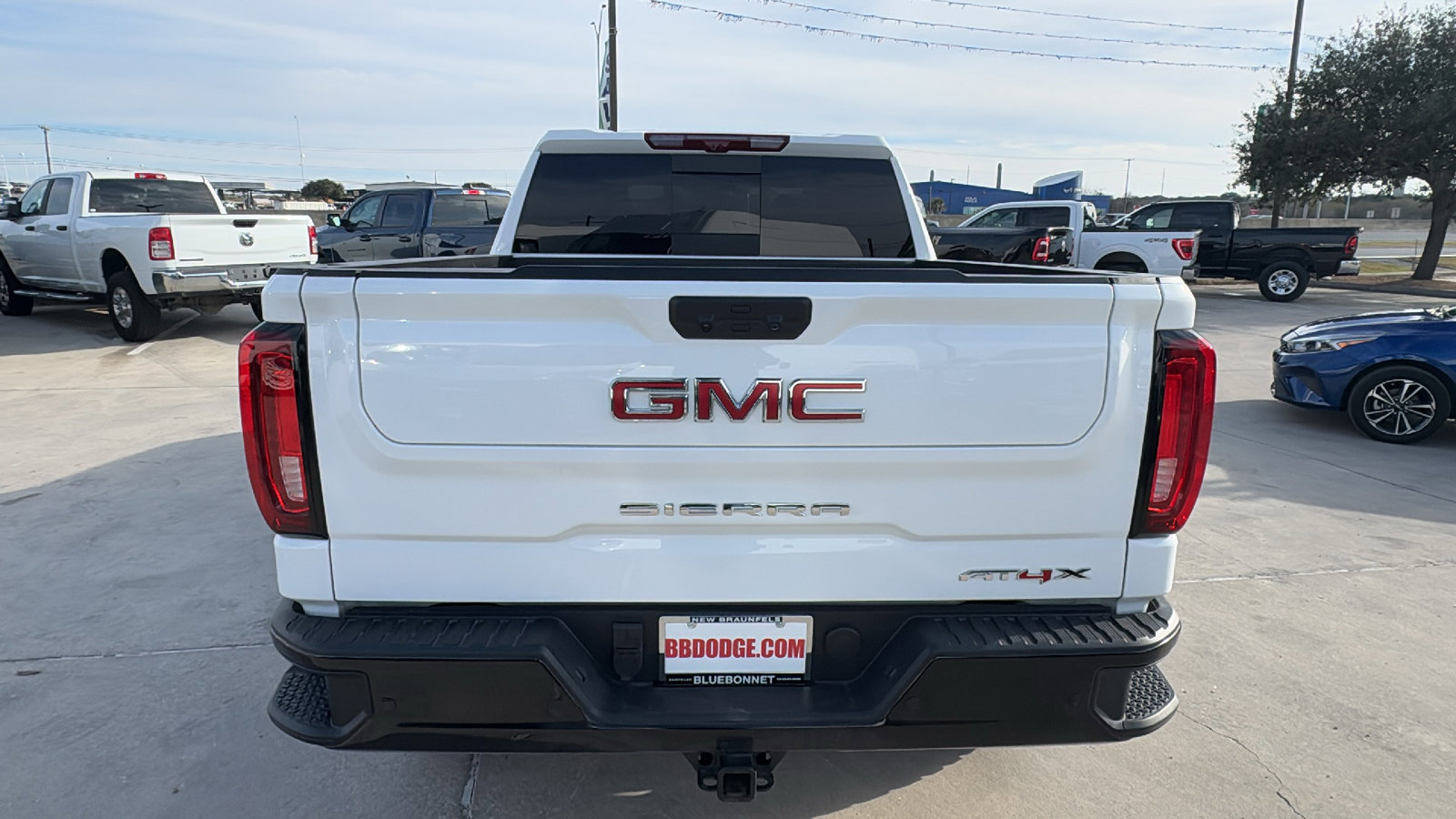 Used 2026 GMC Sierra 1500 AT4X image 6