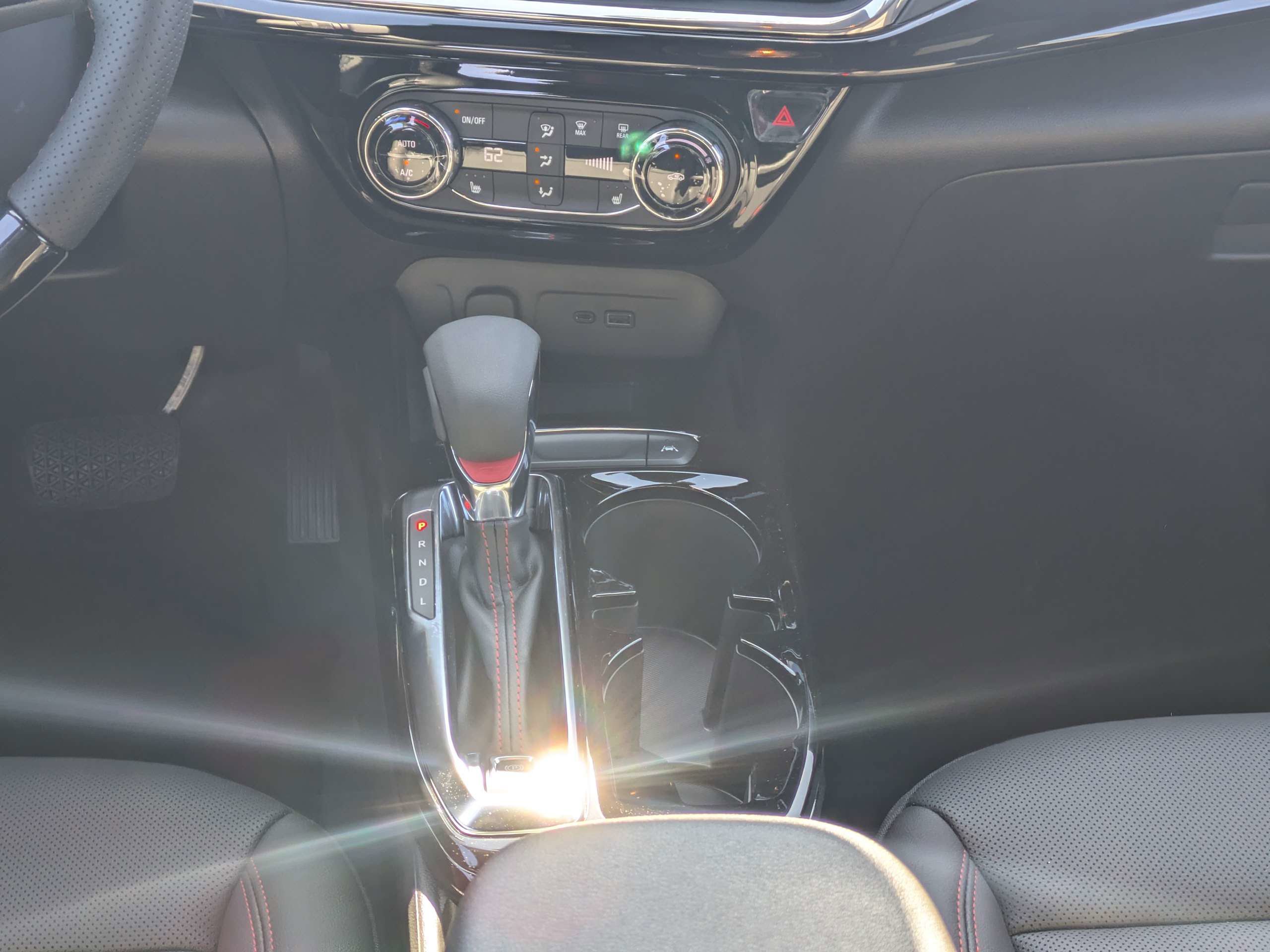 New 2026 Chevrolet Trax RS w/ Sunroof Package image 19
