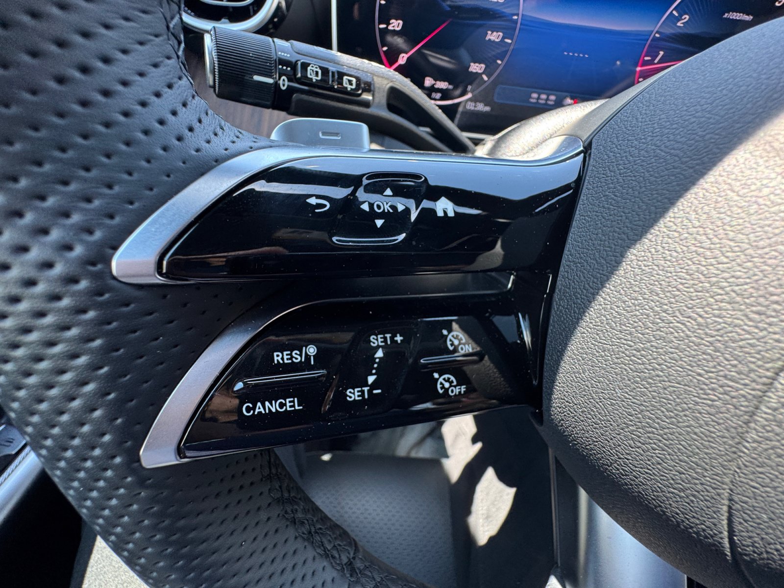 Certified 2026 Mercedes-Benz GLC 300 4MATIC image 29