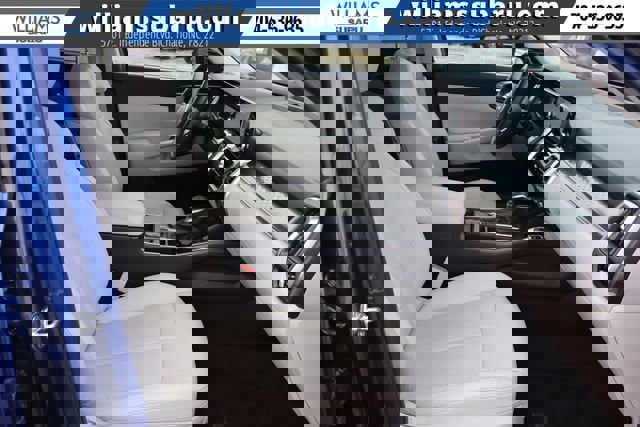 Used 2023 Kia Sorento S w/ Panoramic Sunroof Package image 42