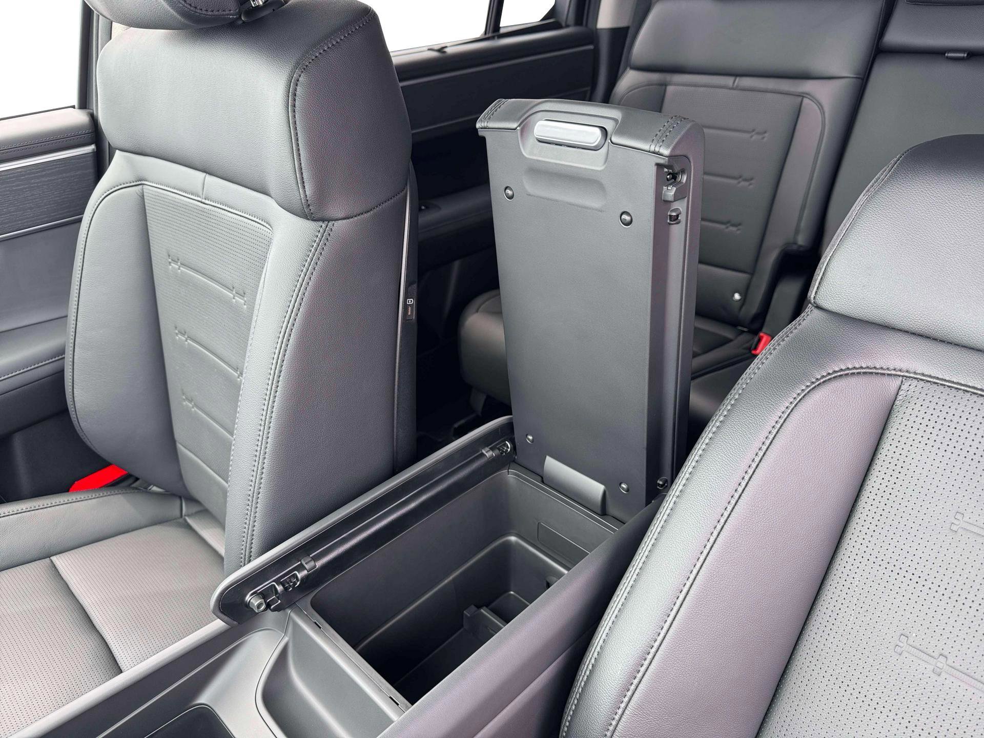 New 2026 Hyundai Santa Fe Limited image 19