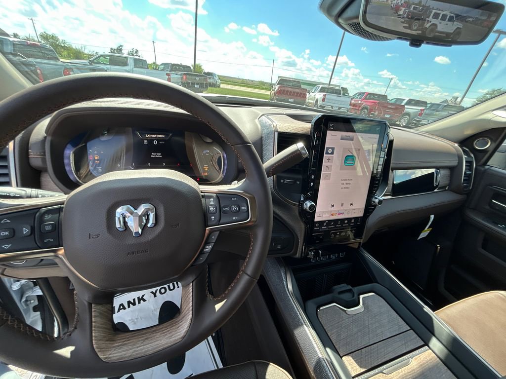 New 2025 RAM 2500 Limited image 22