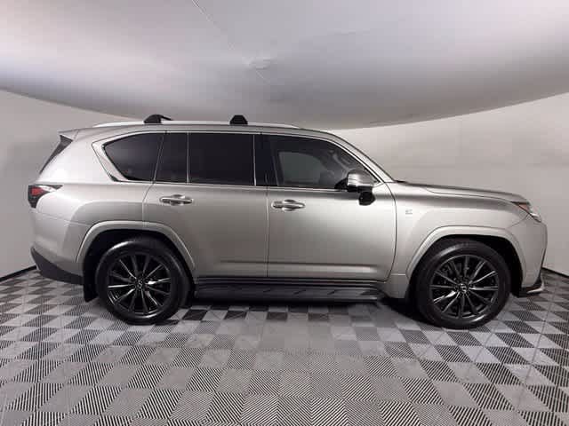 Used 2026 Lexus LX 600 F Sport w/ Accessory Package (Z1) AWD/4WD image 8