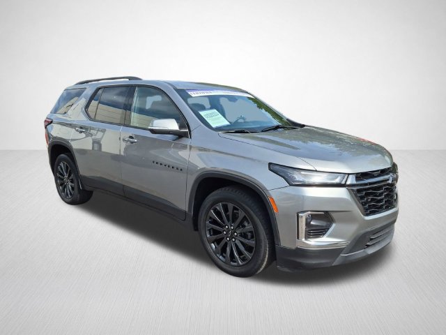 Used 2023 Chevrolet Traverse RS w/ LPO, Floor Liner Package AWD/4WD image 4