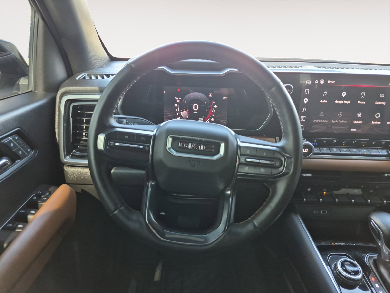 Used 2023 GMC Canyon AT4 w/ AT4 Premium Package AWD/4WD image 13