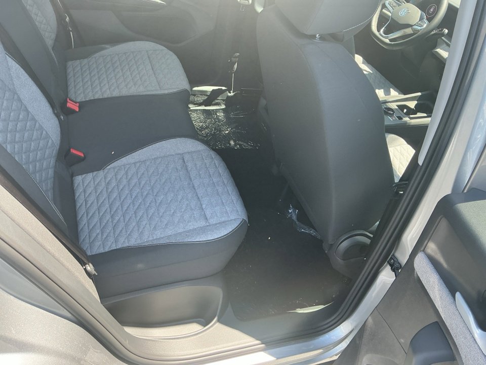 New 2026 Volkswagen Tiguan S FWD image 29