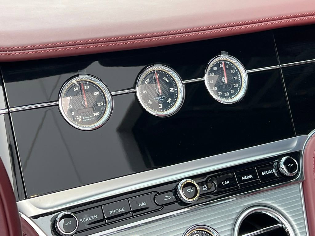 Used 2023 Bentley Continental GT Azure image 23