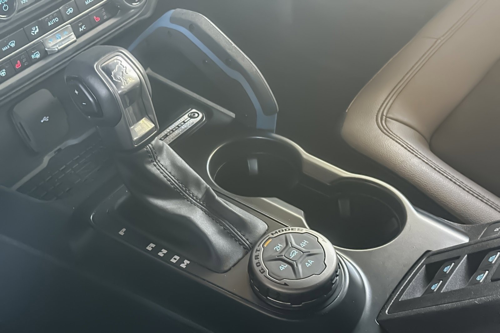 Used 2024 Ford Bronco Wildtrak image 22