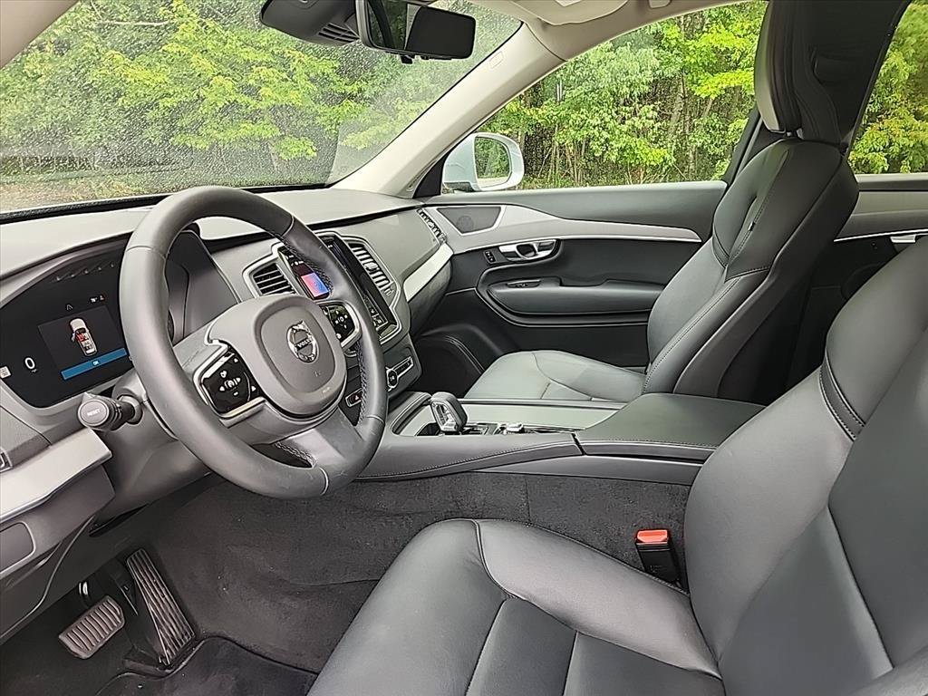 Certified 2025 Volvo XC90 B5 Core w/ Climate Package AWD/4WD image 26