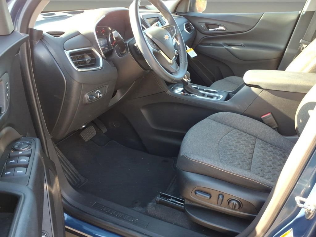 Used 2024 Chevrolet Equinox LT FWD image 5