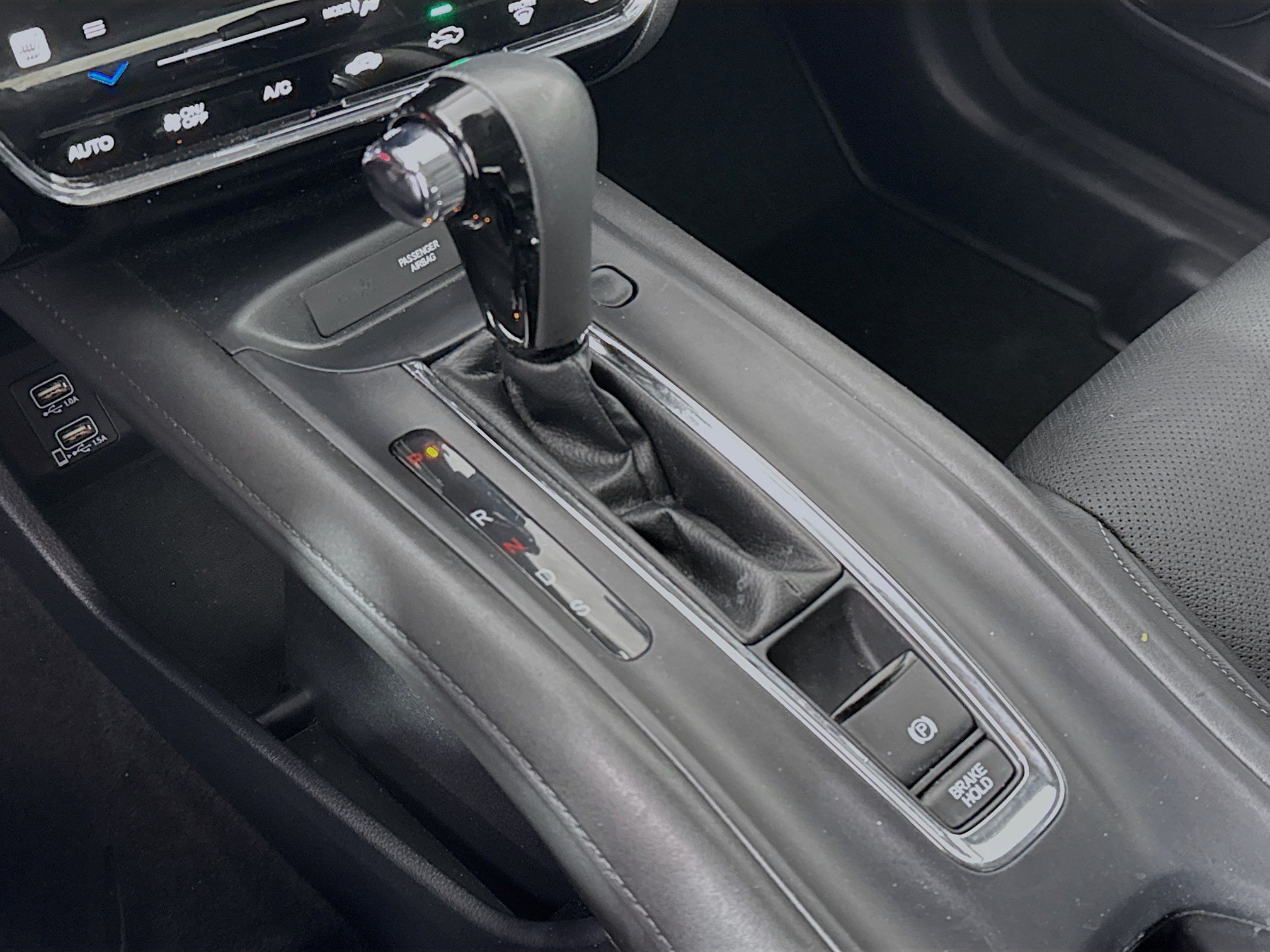 Certified 2020 Honda HR-V Touring image 17