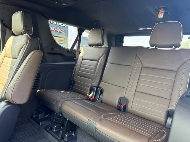 New 2026 GMC Yukon XL Denali Ultimate AWD/4WD image 19