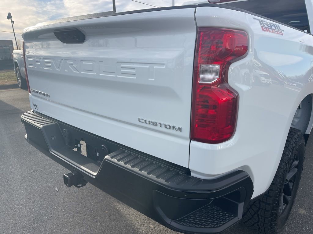 Used 2025 Chevrolet Silverado 1500 Custom Trail Boss image 29