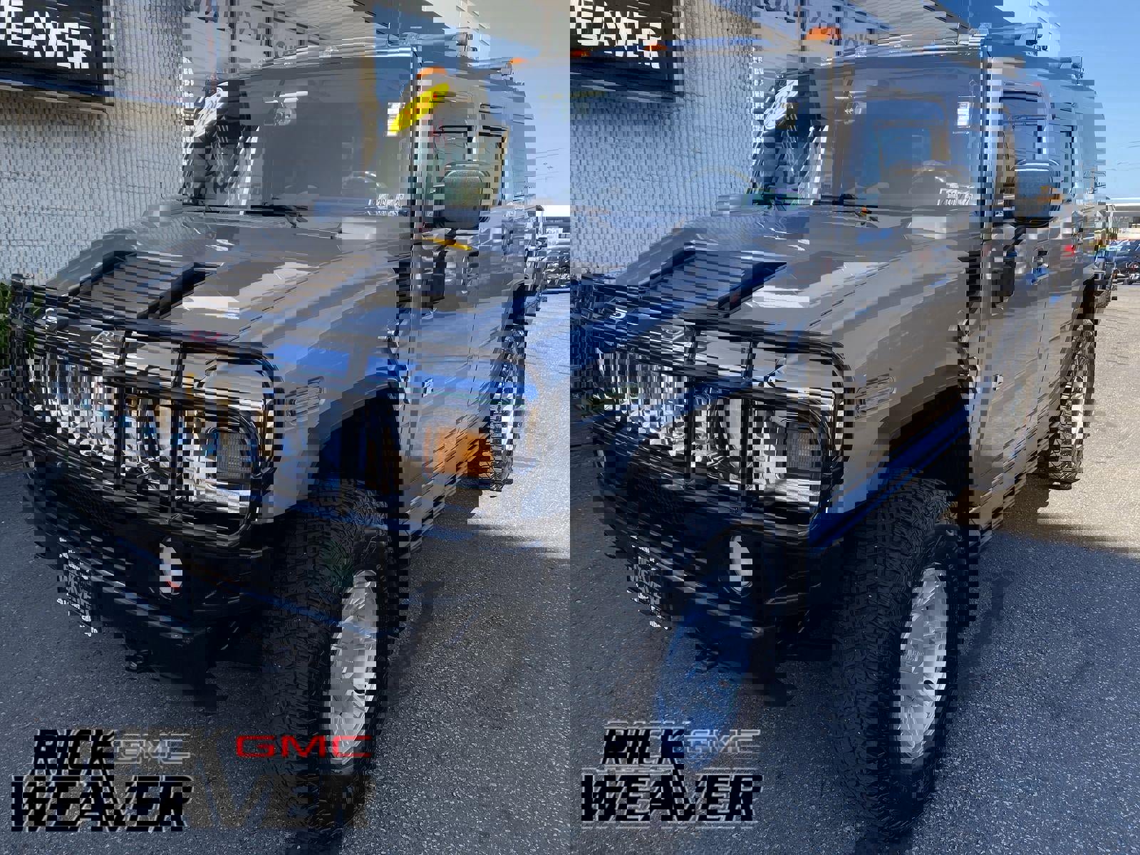 Used 2005 HUMMER H2 w/ Preferred Equipment Group