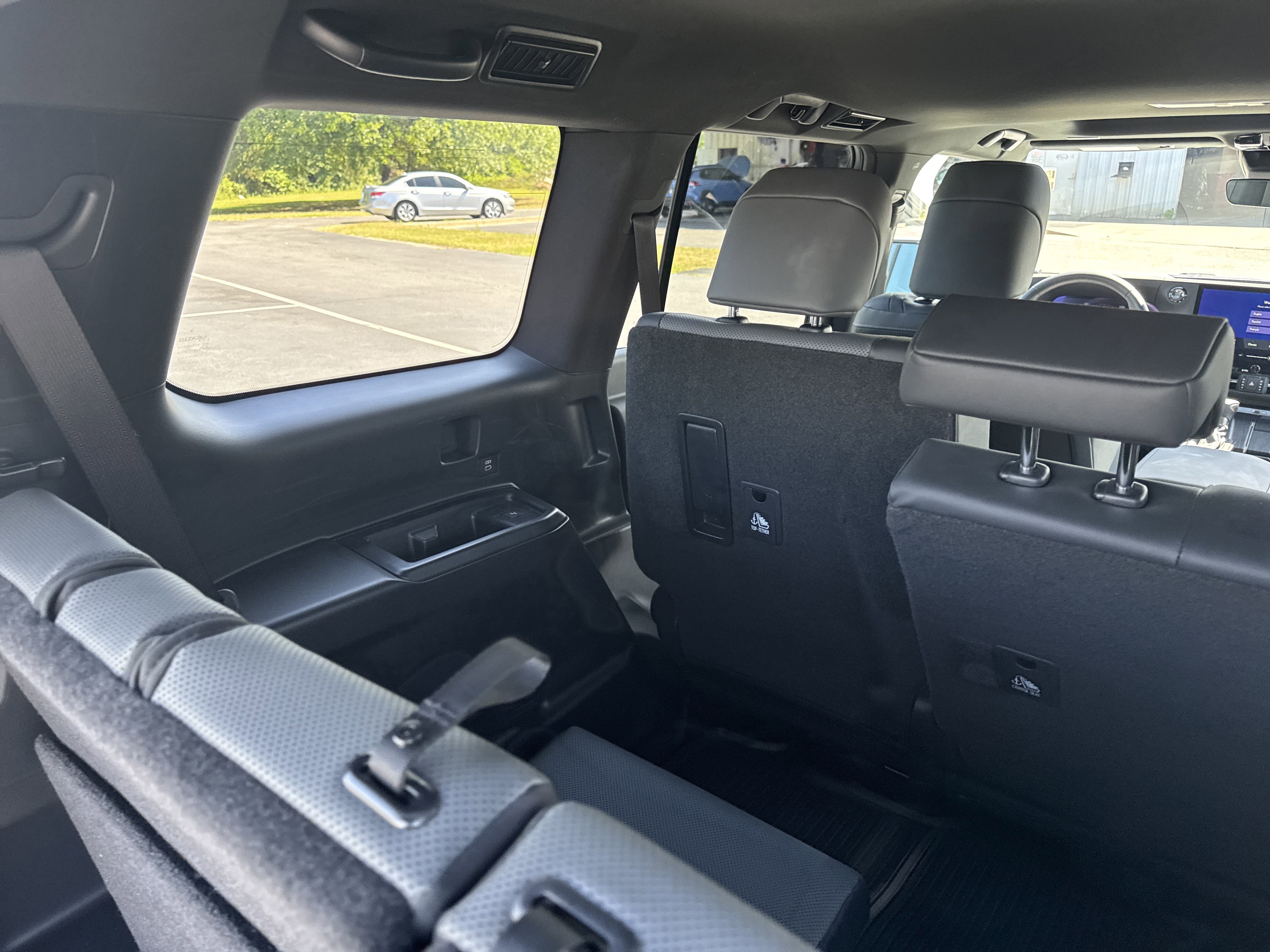Used 2024 Lexus GX 550 AWD/4WD image 31