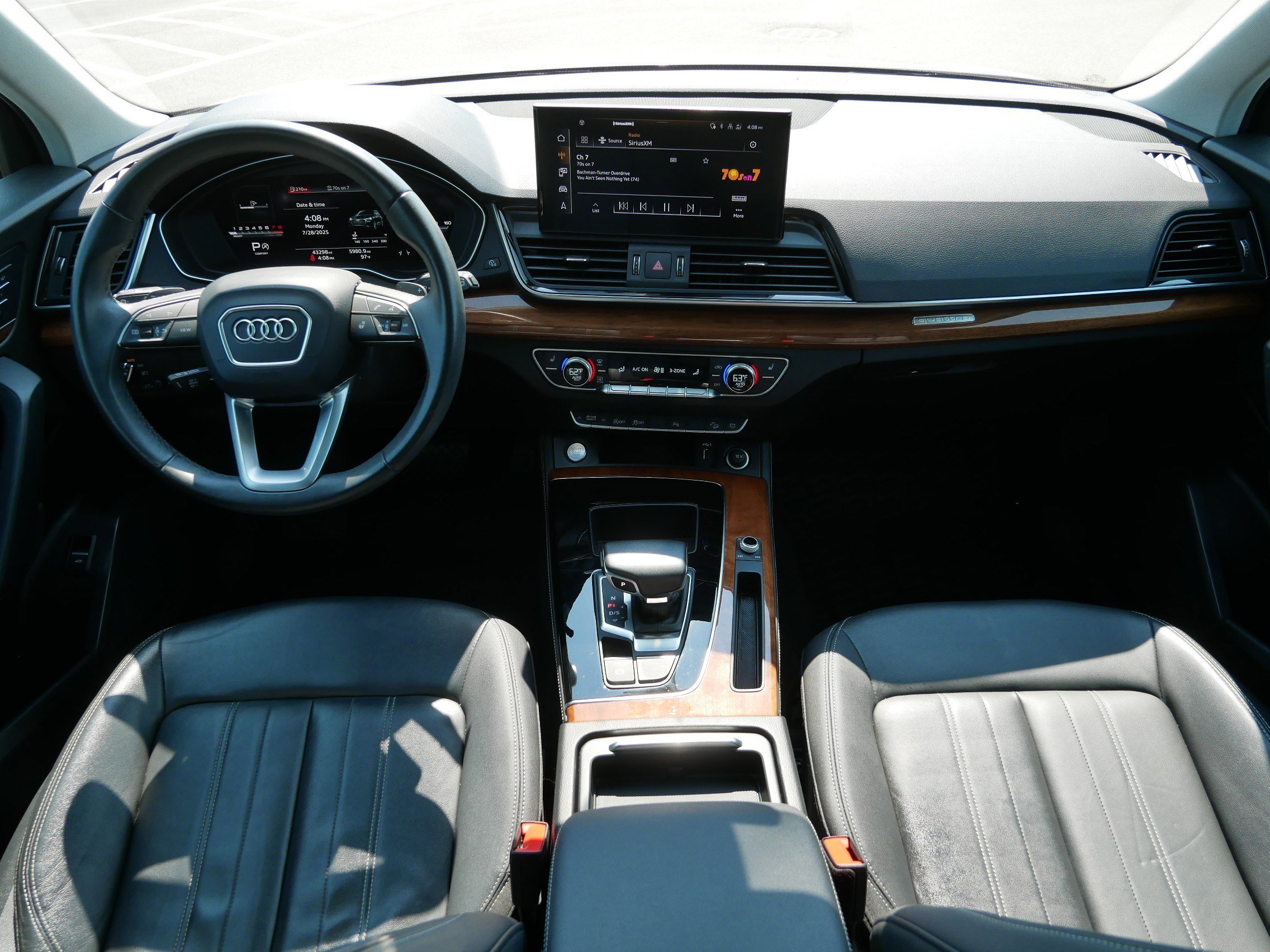 Used 2022 Audi Q5 2.0T Premium Plus w/ Premium Plus Package image 10