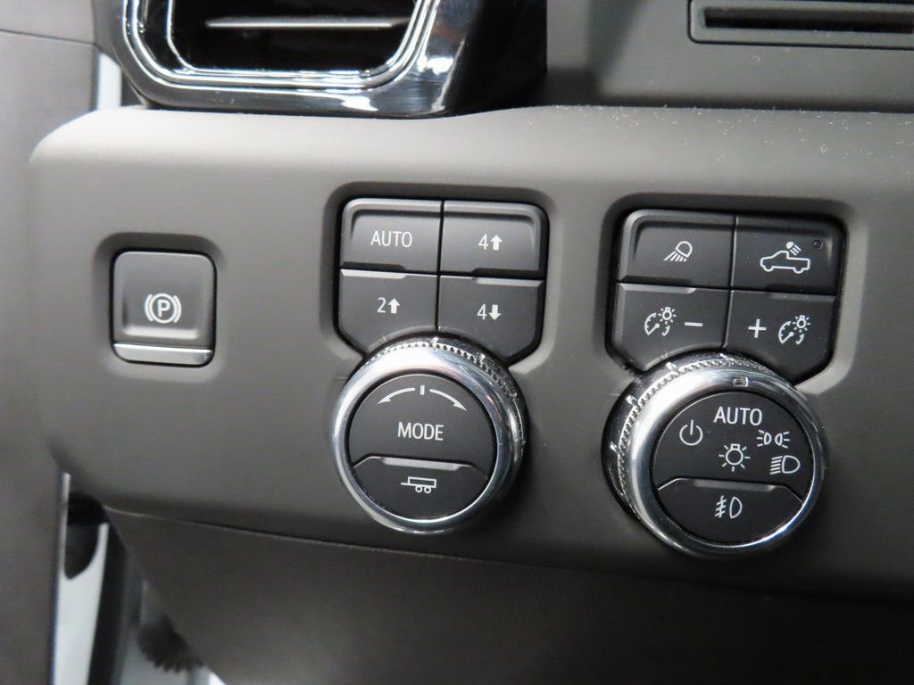 Used 2025 GMC Sierra 2500 AT4 AWD/4WD image 44