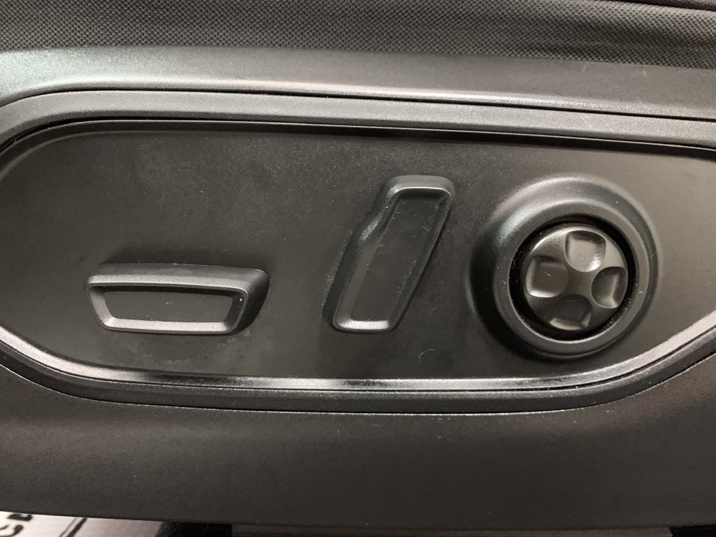Used 2022 Jeep Grand Cherokee Limited AWD/4WD image 20
