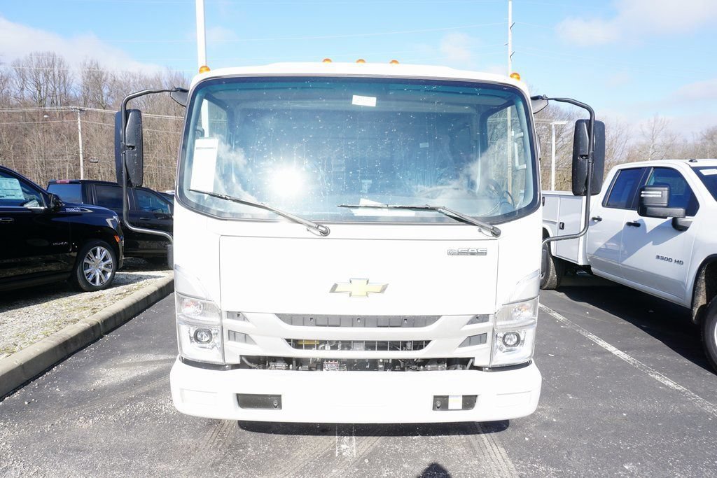 New 2024 Chevrolet Low Cab Forward RWD image 7