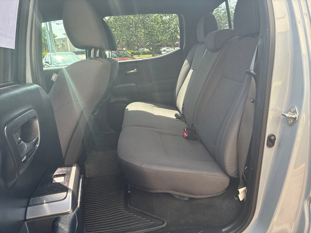 Used 2019 Toyota Tacoma TRD Sport RWD image 23