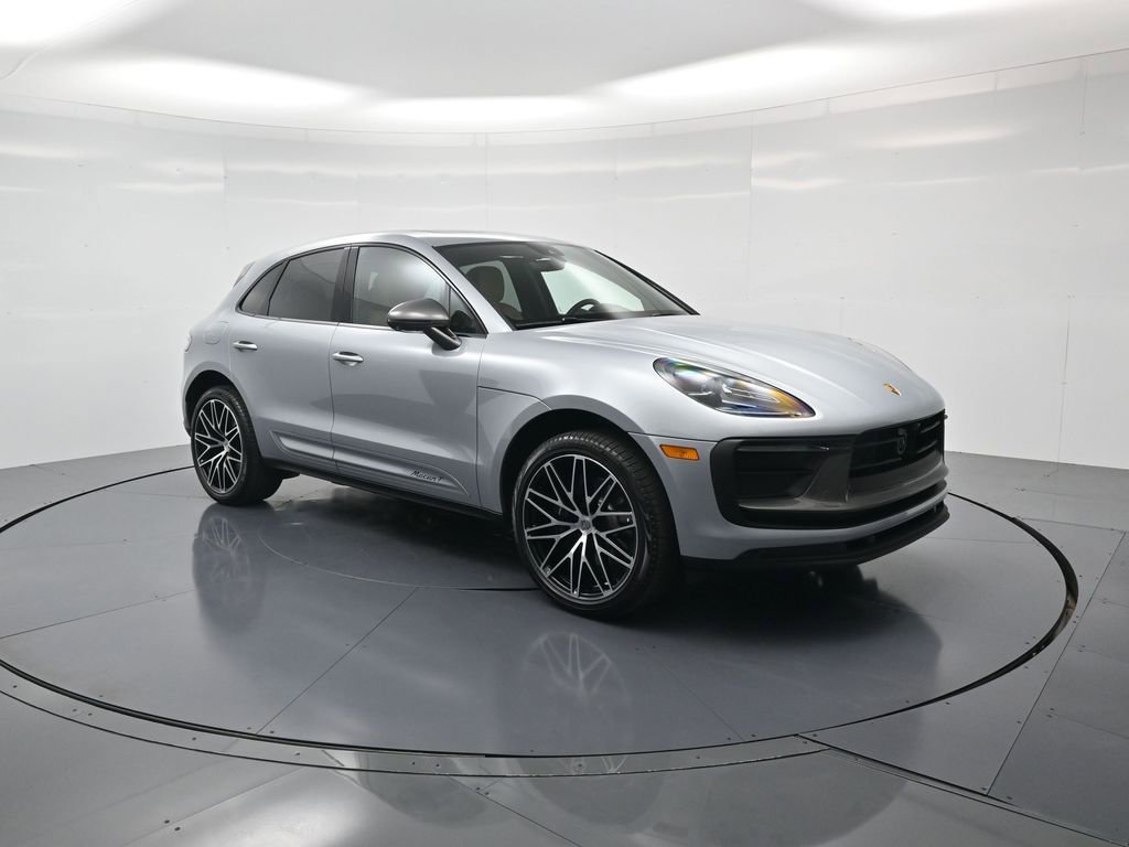 New 2026 Porsche Macan Turbo image 32