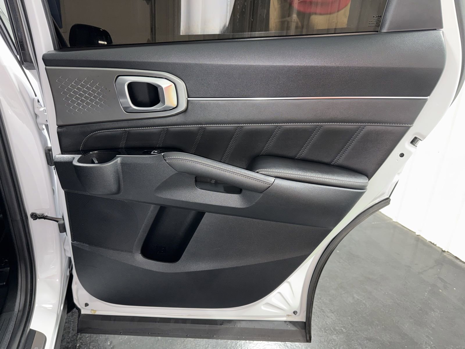 Used 2022 Kia Sorento SX FWD image 14