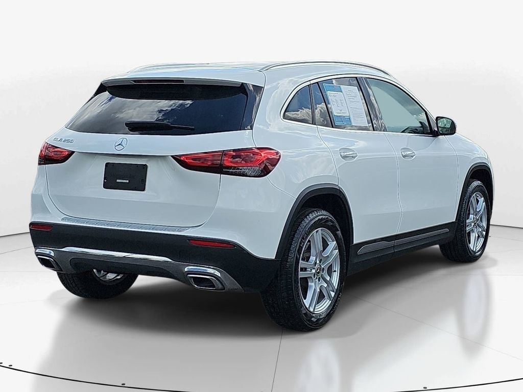Used 2021 Mercedes-Benz GLA 250 w/ Premium Package image 5