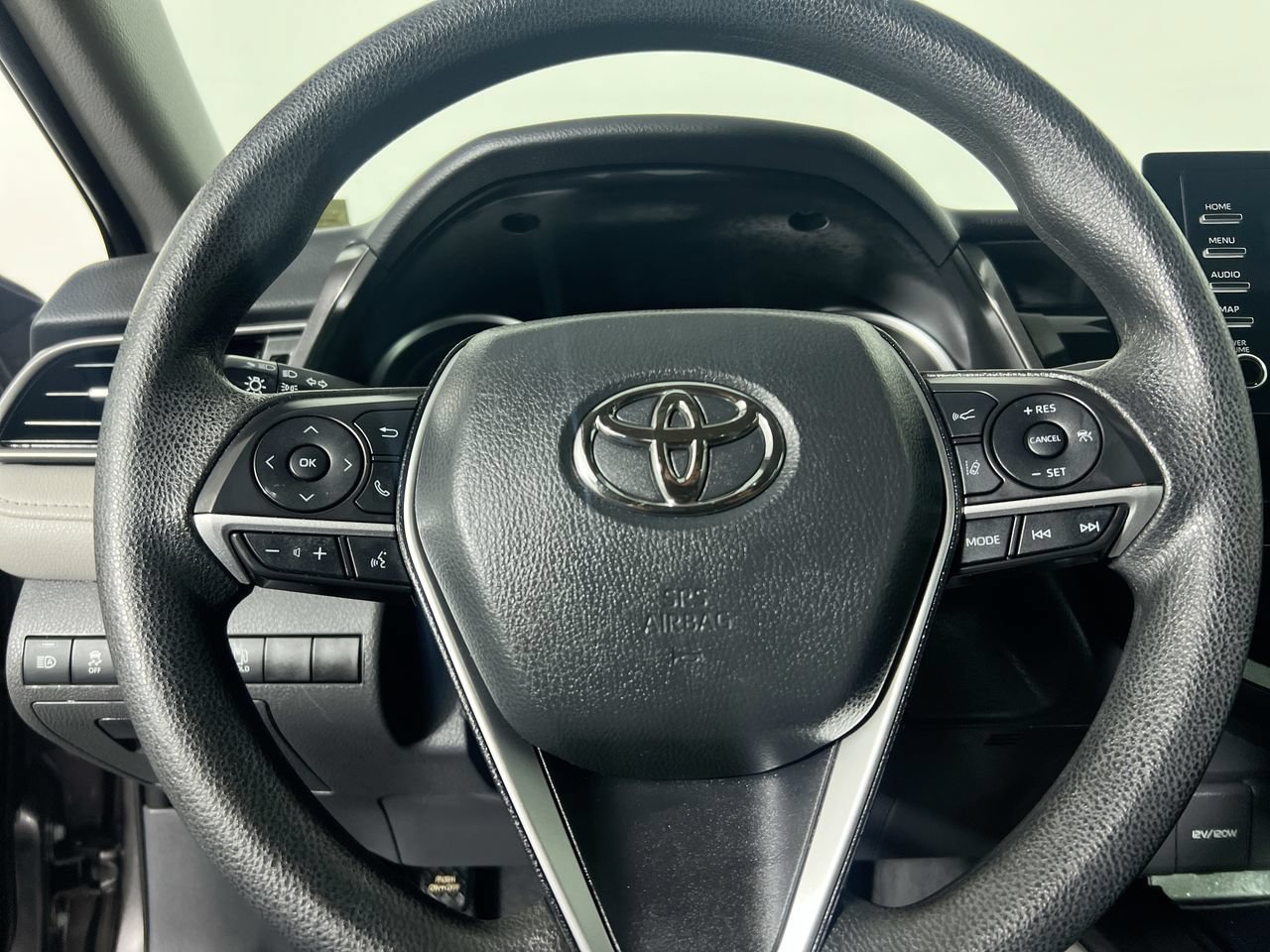 Used 2023 Toyota Camry LE FWD image 15