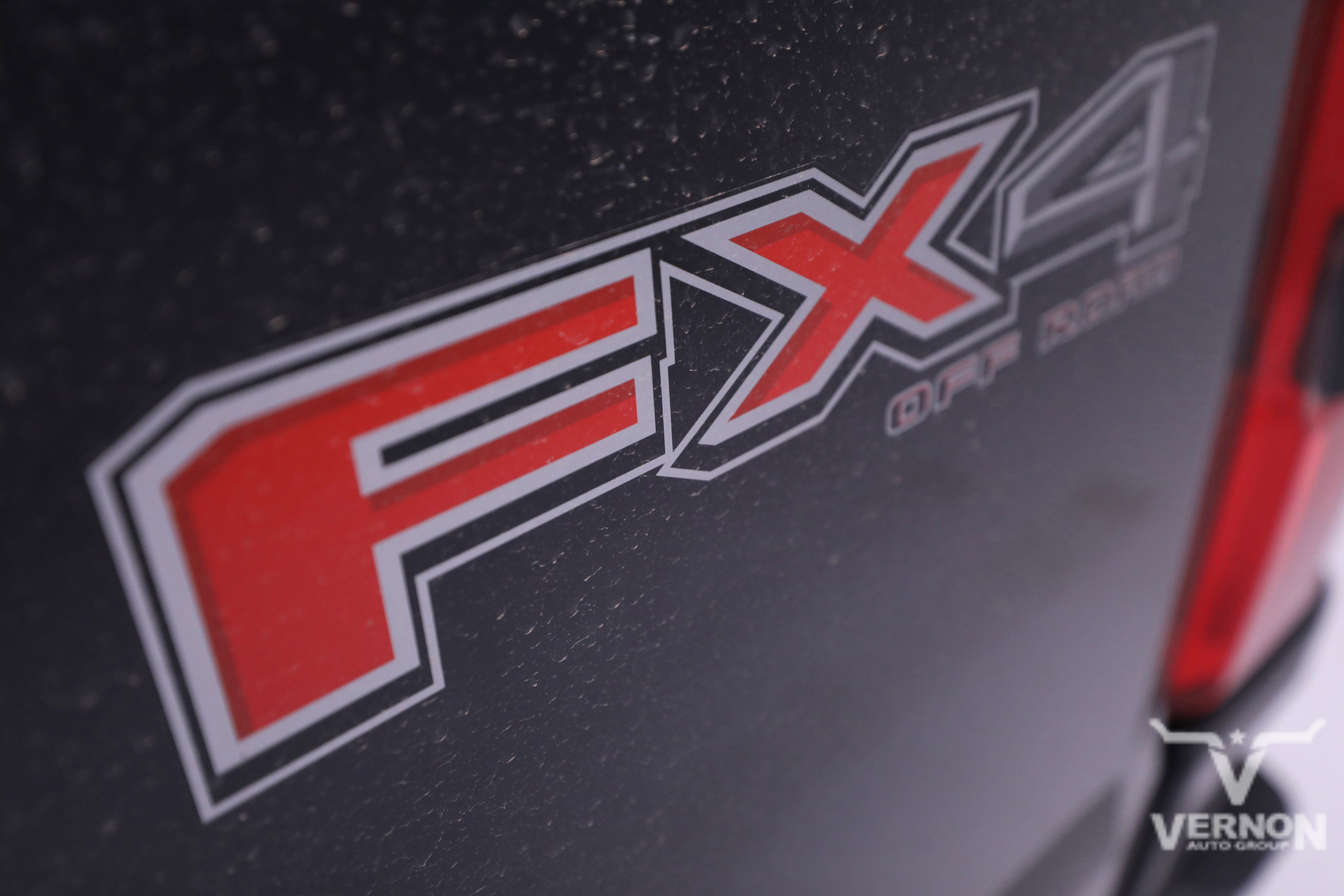 Used 2024 Ford F250 King Ranch w/ FX4 Off-Road Package image 12