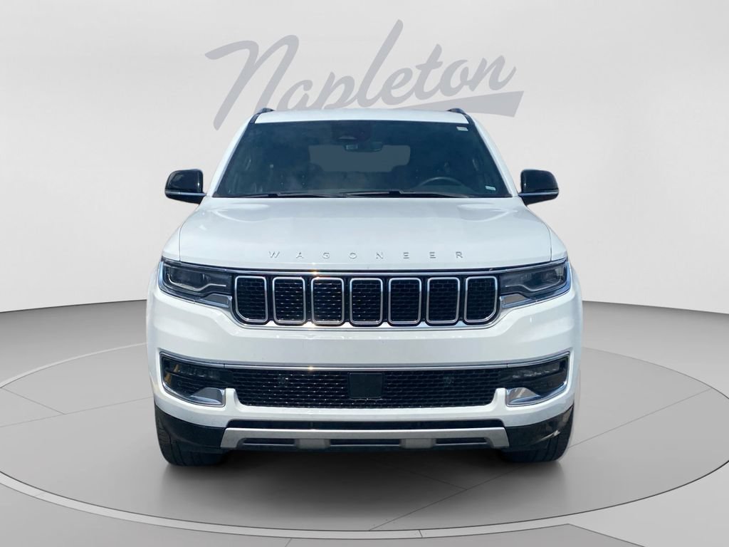 Used 2024 Jeep Wagoneer Series II w/ Flexible Seating Group RWD image 9