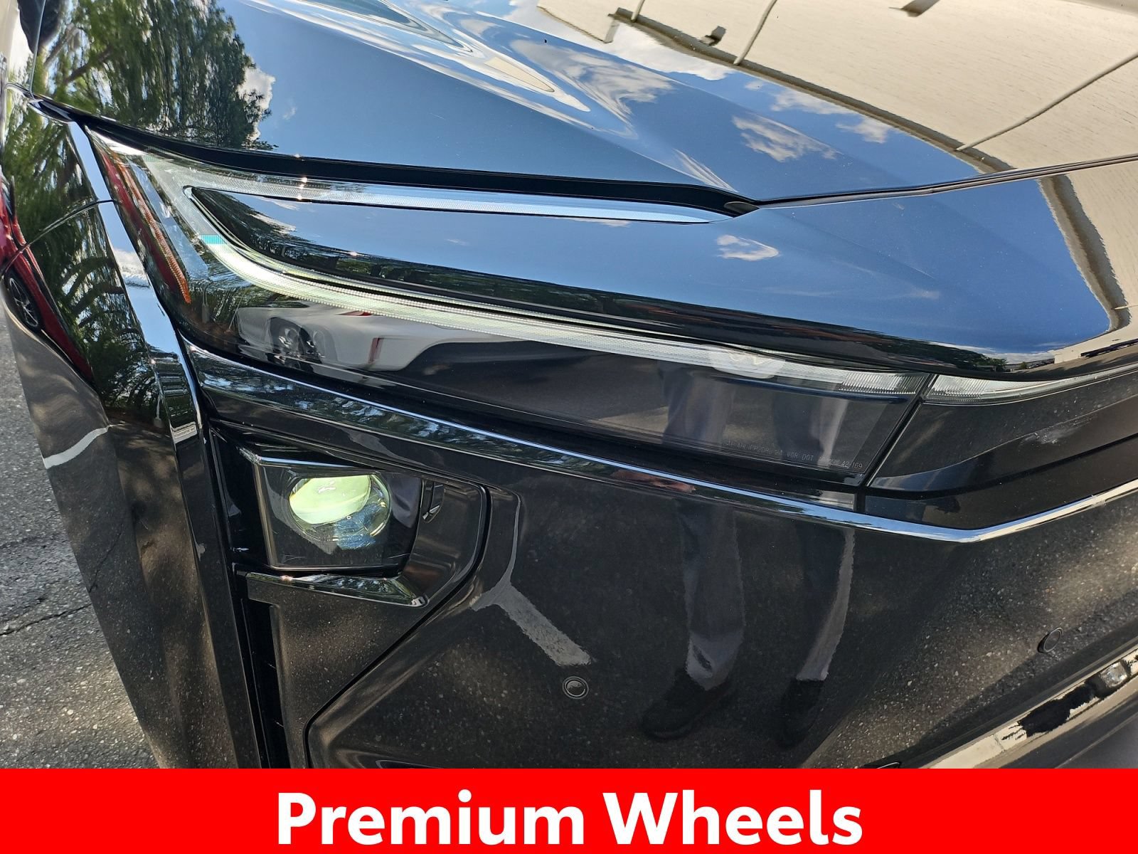 Used 2026 Toyota bZ AWD/4WD image 13
