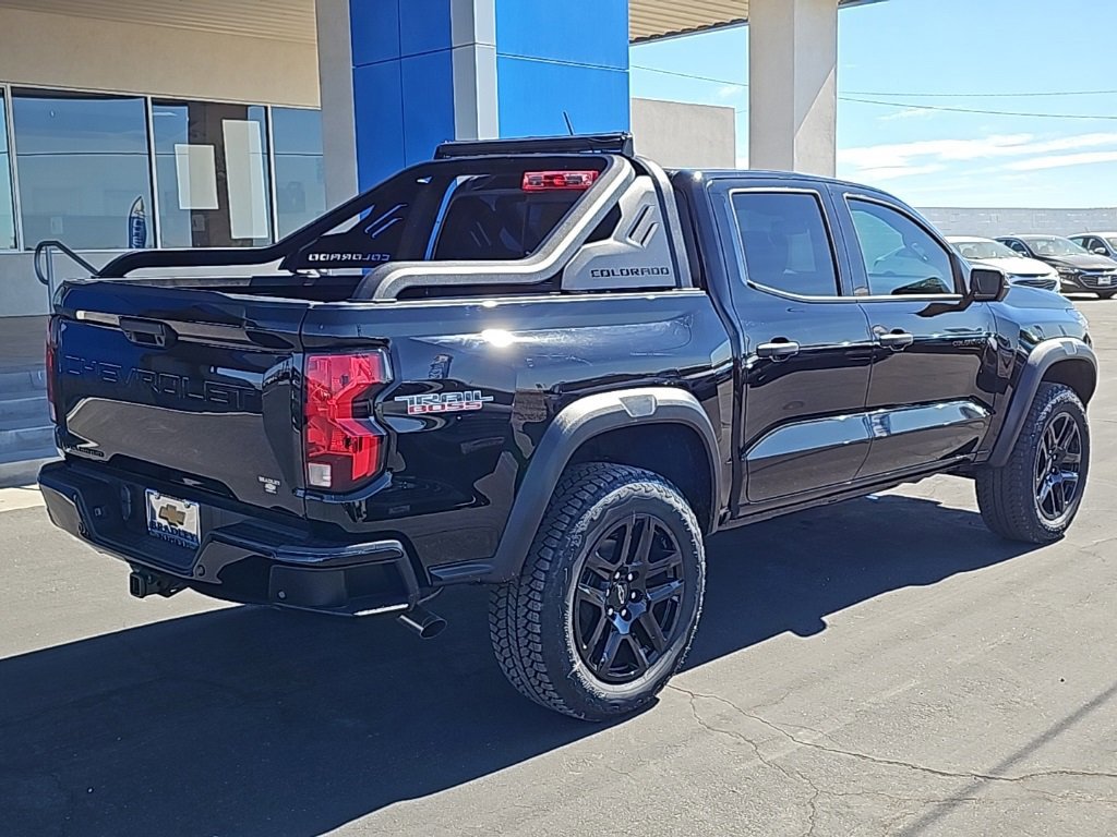 New 2025 Chevrolet Colorado Trail Boss w/ Midnight Edition image 3