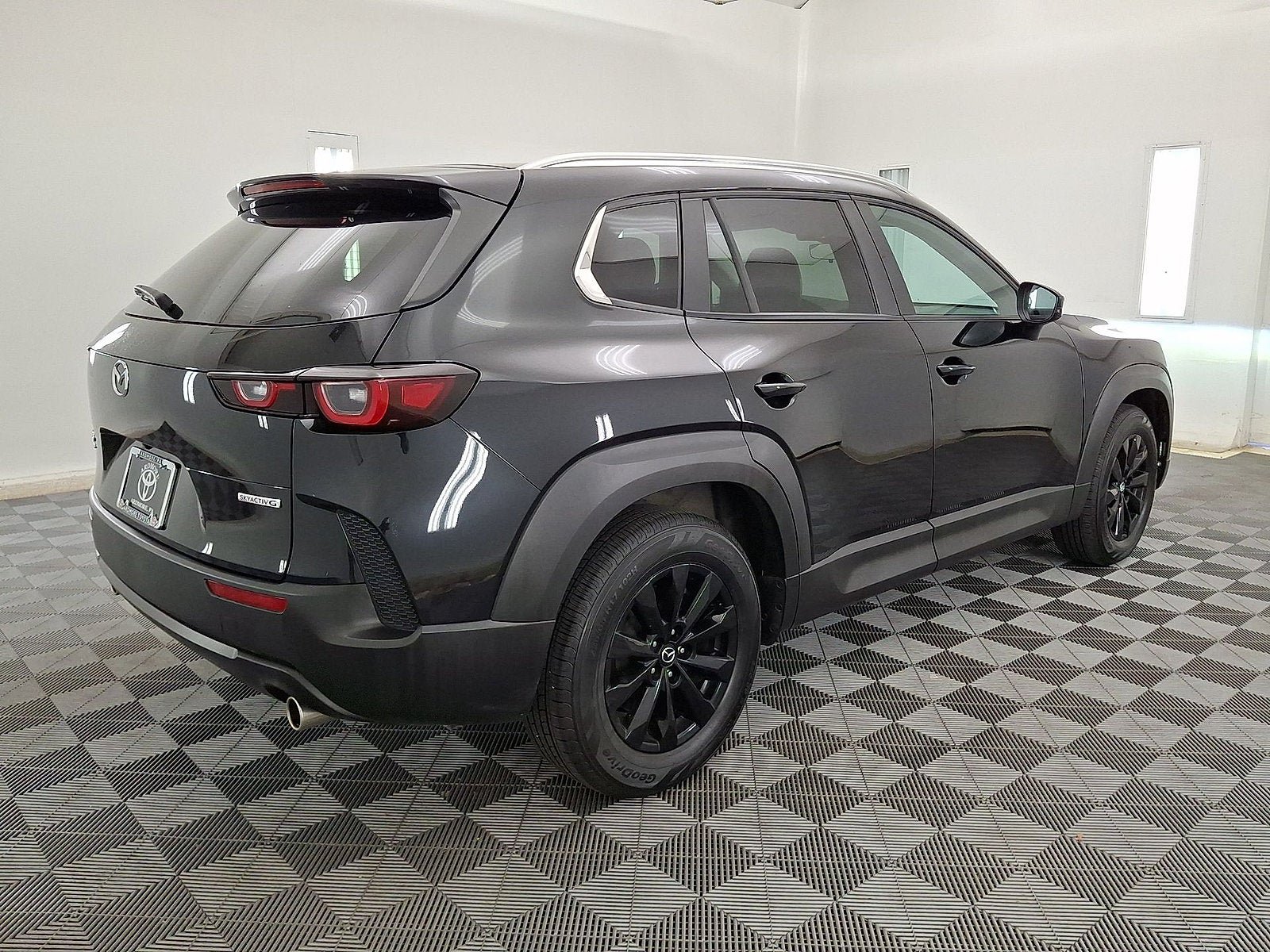 Used 2025 MAZDA CX-50 AWD 2.5 S w/ Preferred Package image 17