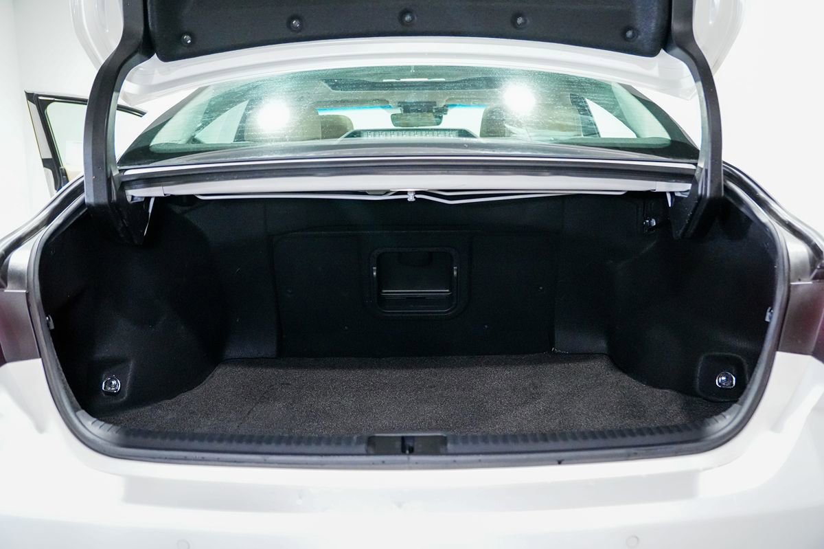 Used 2019 Lexus ES 350 w/ Premium Package FWD image 23