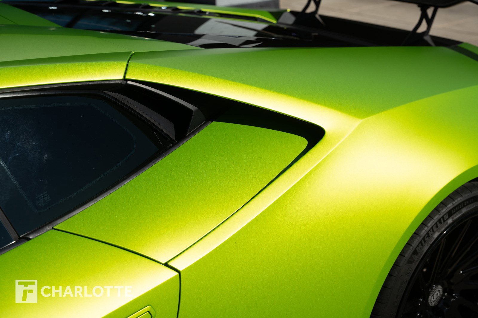 Used 2015 Lamborghini Huracan LP 610-4 image 9