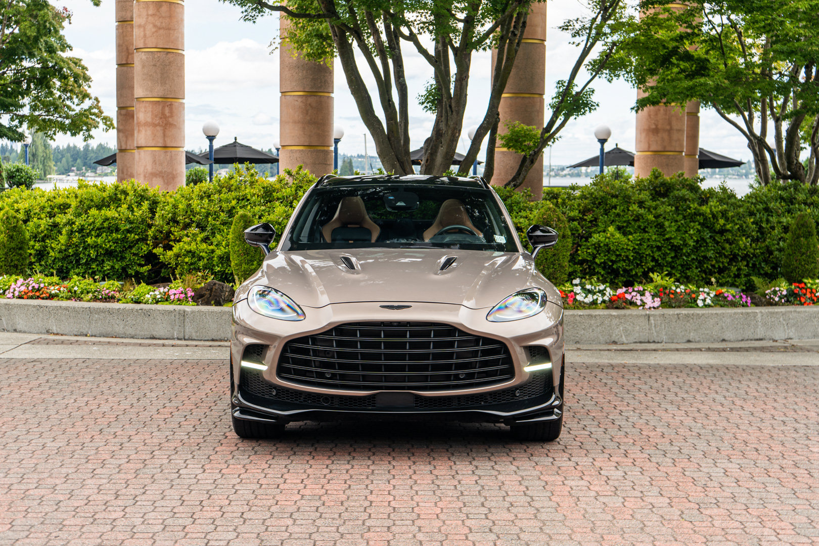 Used 2023 Aston Martin DBX 707 AWD/4WD image 7