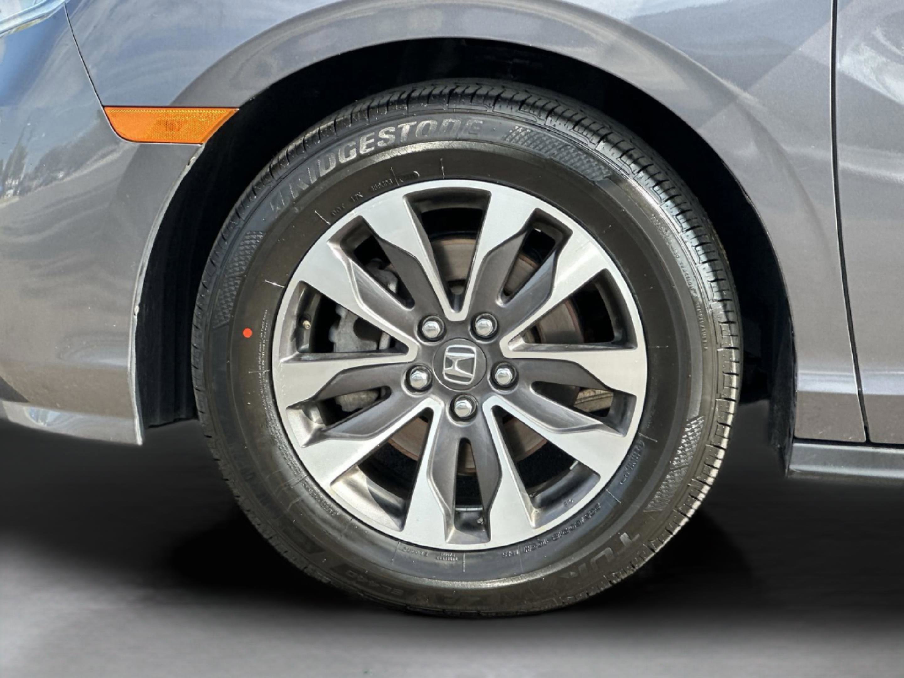 Certified 2024 Honda Odyssey EX-L image 26