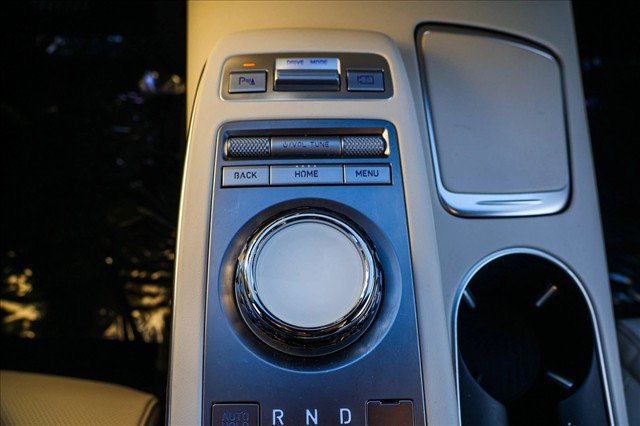Used 2025 Genesis Electrified GV70 w/ Prestige Package AWD/4WD image 21