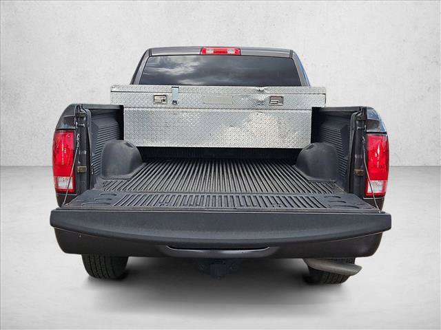 Used 2017 RAM 1500 Express RWD image 10