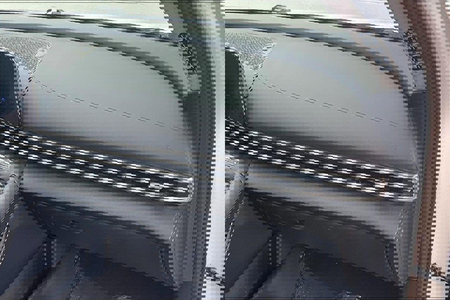 Used 2023 Hyundai Elantra SEL w/ Convenience Package image 21