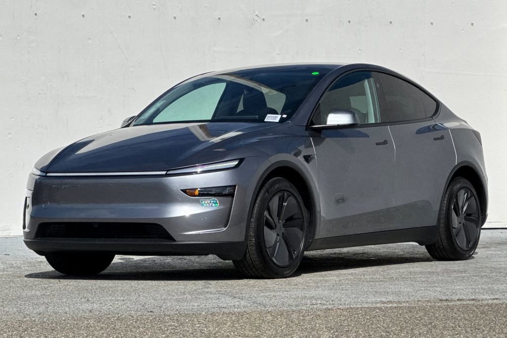 Used 2026 Tesla Model Y 2WD image 7