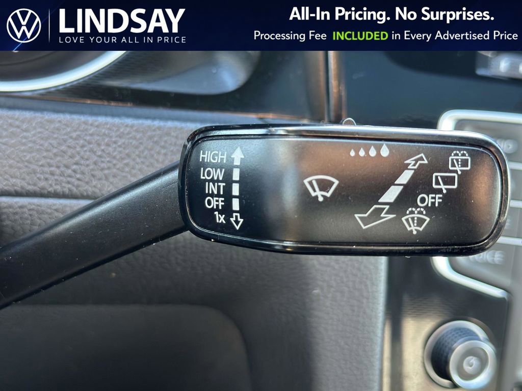 Used 2017 Volkswagen GTI SE image 23