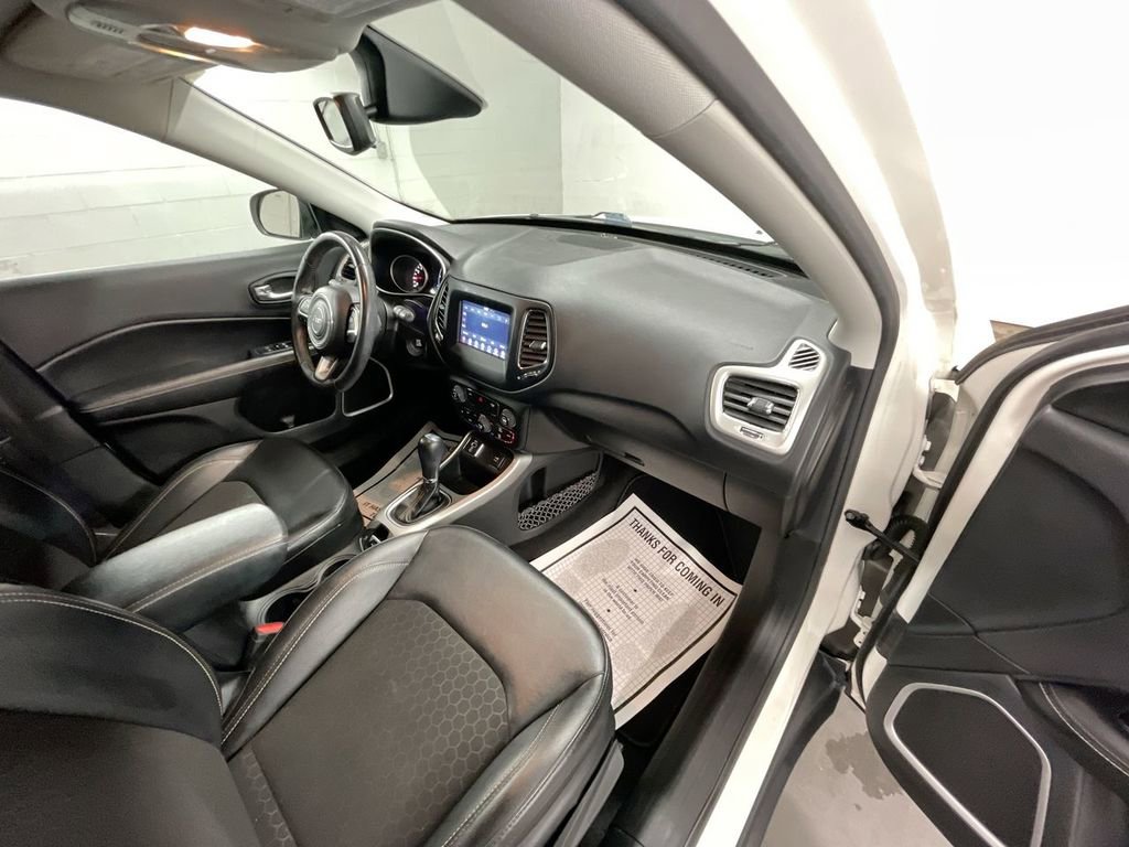 Used 2021 Jeep Compass Latitude image 26