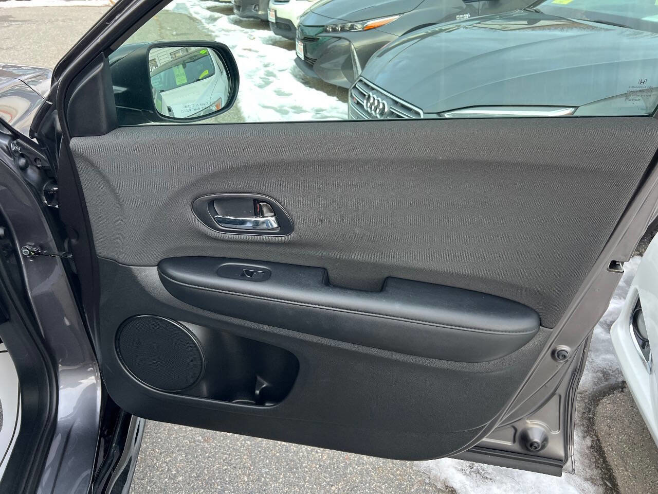 Used 2022 Honda HR-V Sport image 12