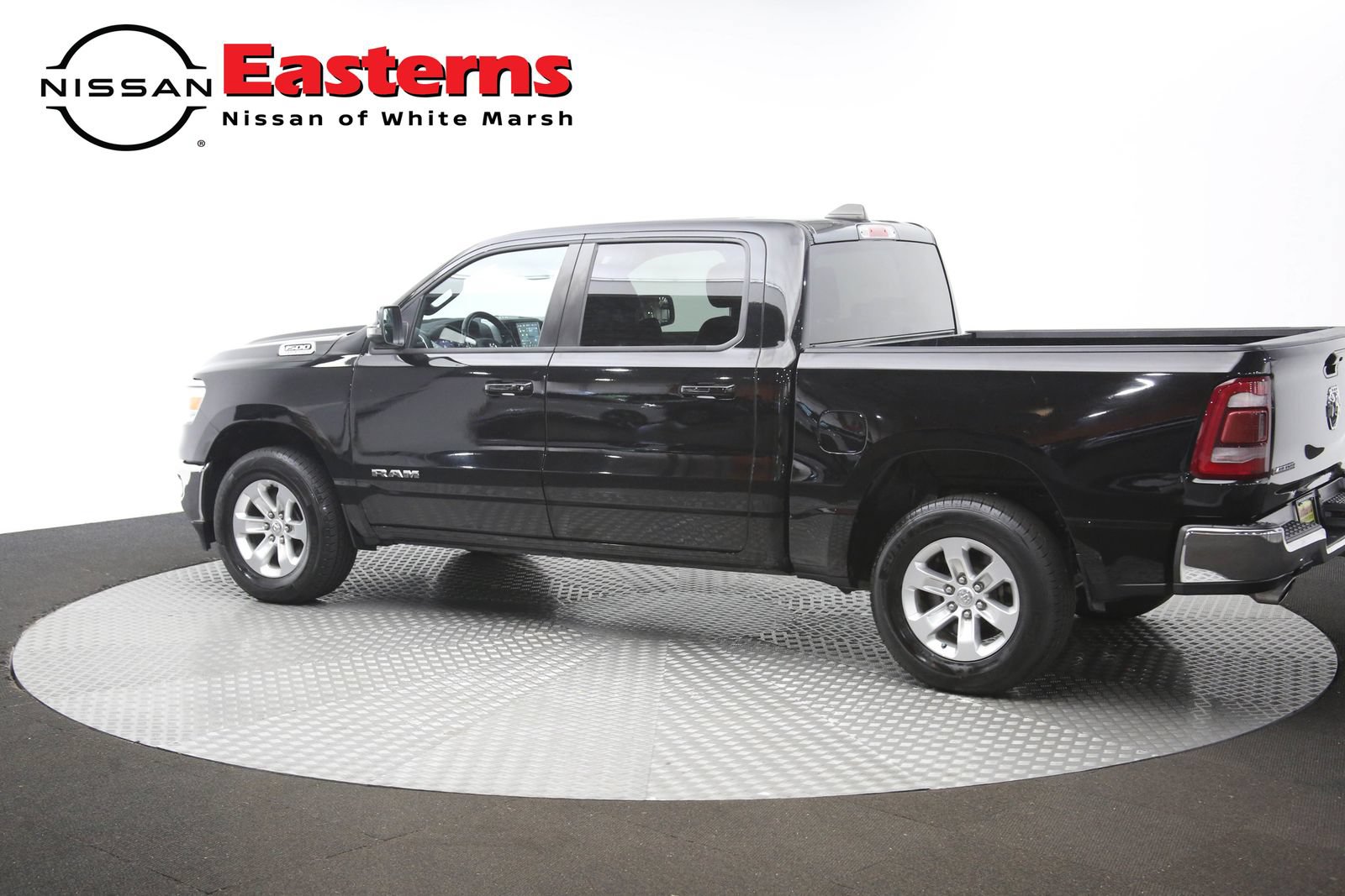 Used 2024 RAM 1500 Laramie RWD image 62