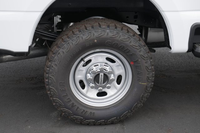New 2025 Ford F350 XL w/ 360-Degree Camera Package image 11
