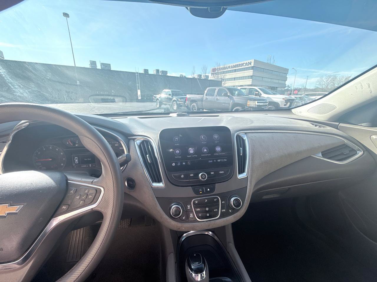 Used 2020 Chevrolet Malibu LT FWD image 17