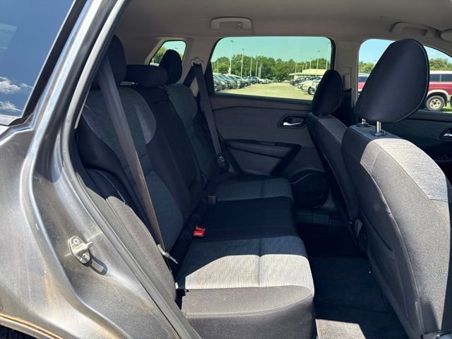 Used 2023 Nissan Rogue SV AWD/4WD image 17