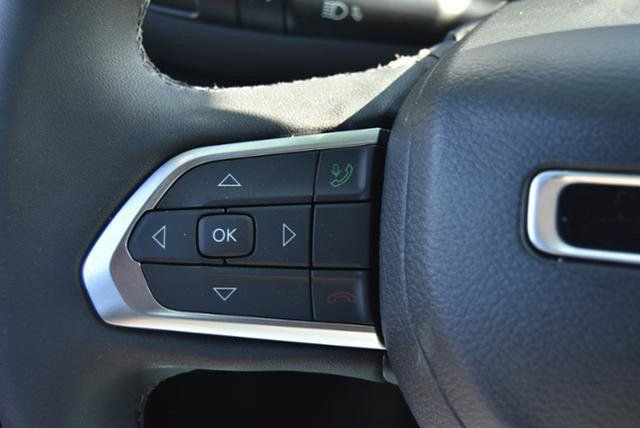 Used 2023 Jeep Compass Altitude image 18